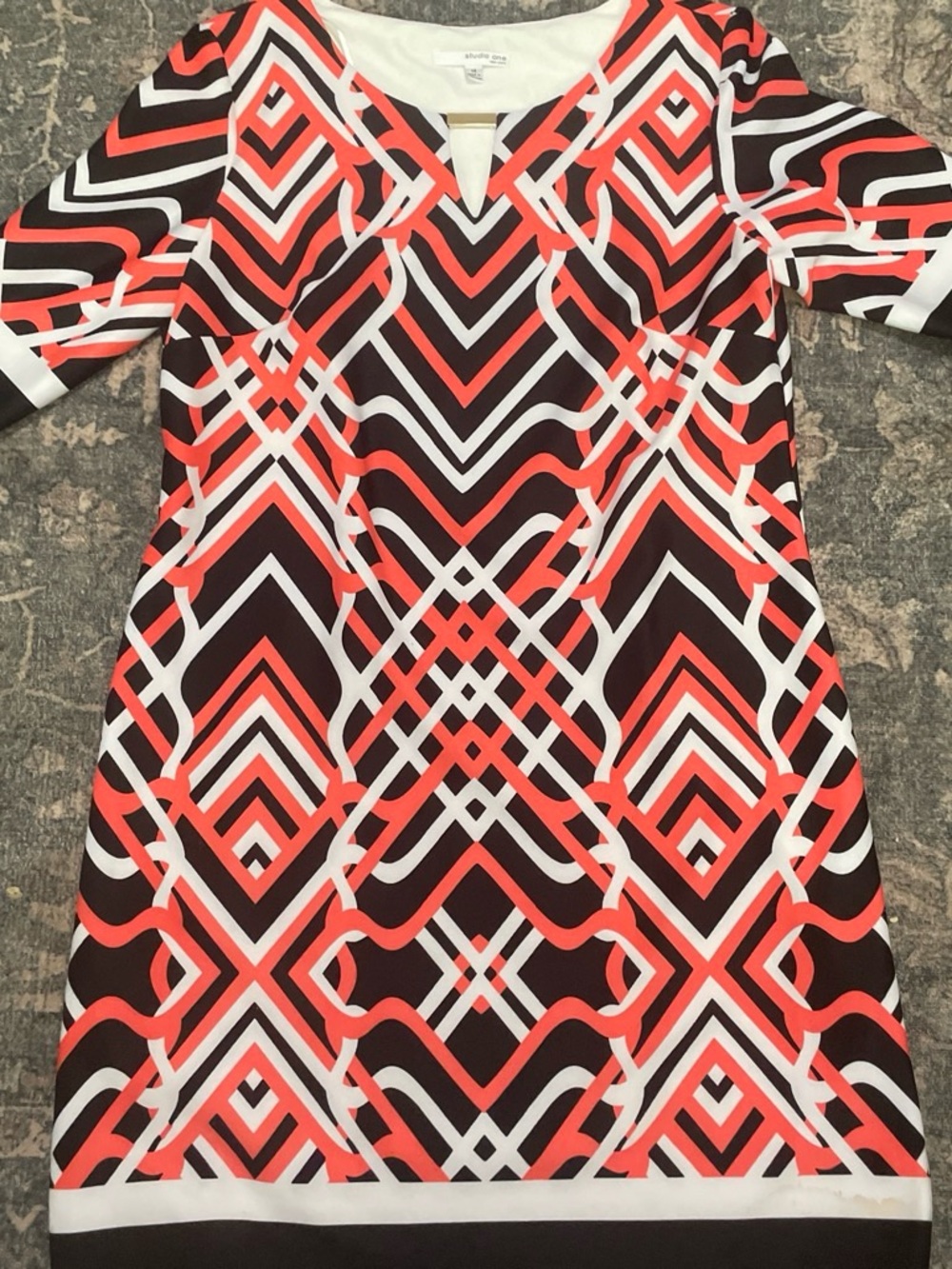 Women's Geometric Print Coral and Black Shift Dress